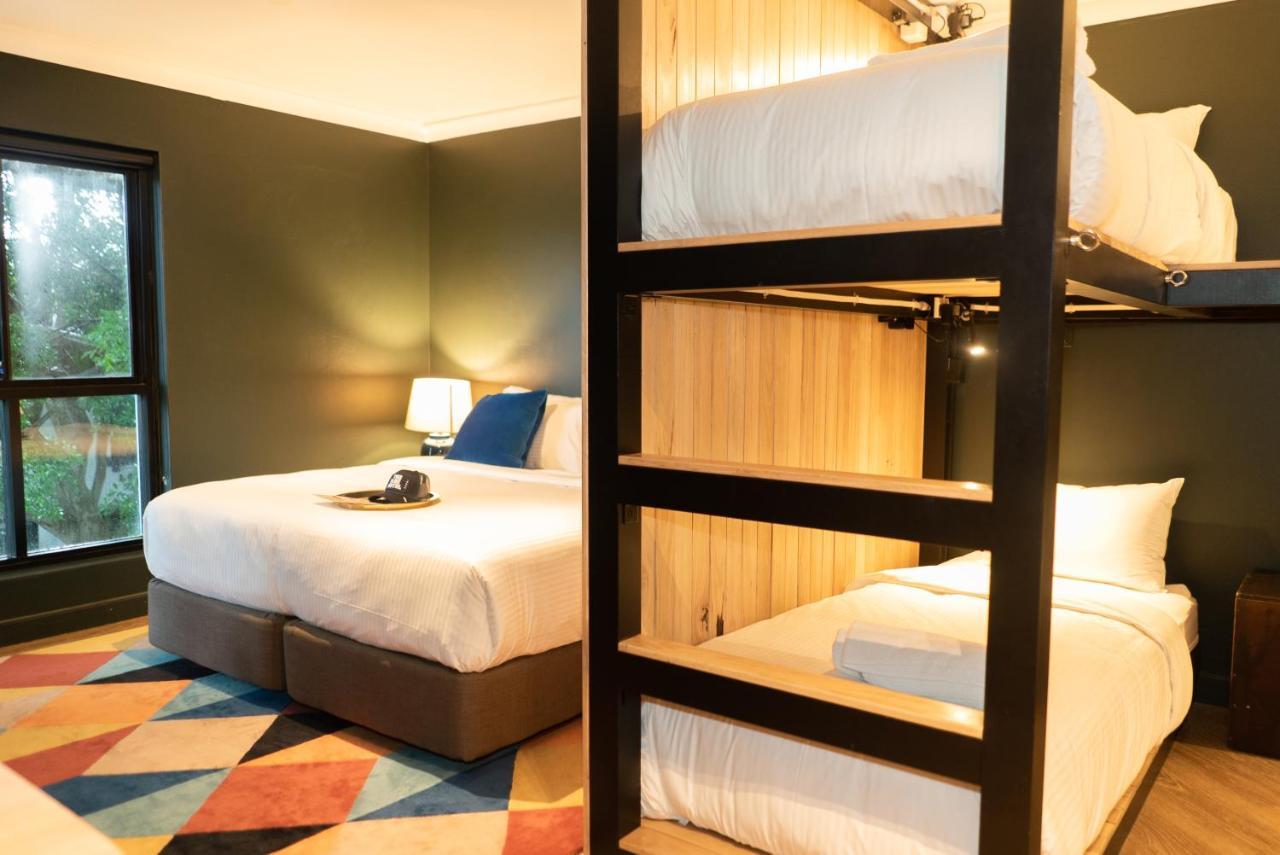 סידני The Blue Hotel Bondi מראה חיצוני תמונה